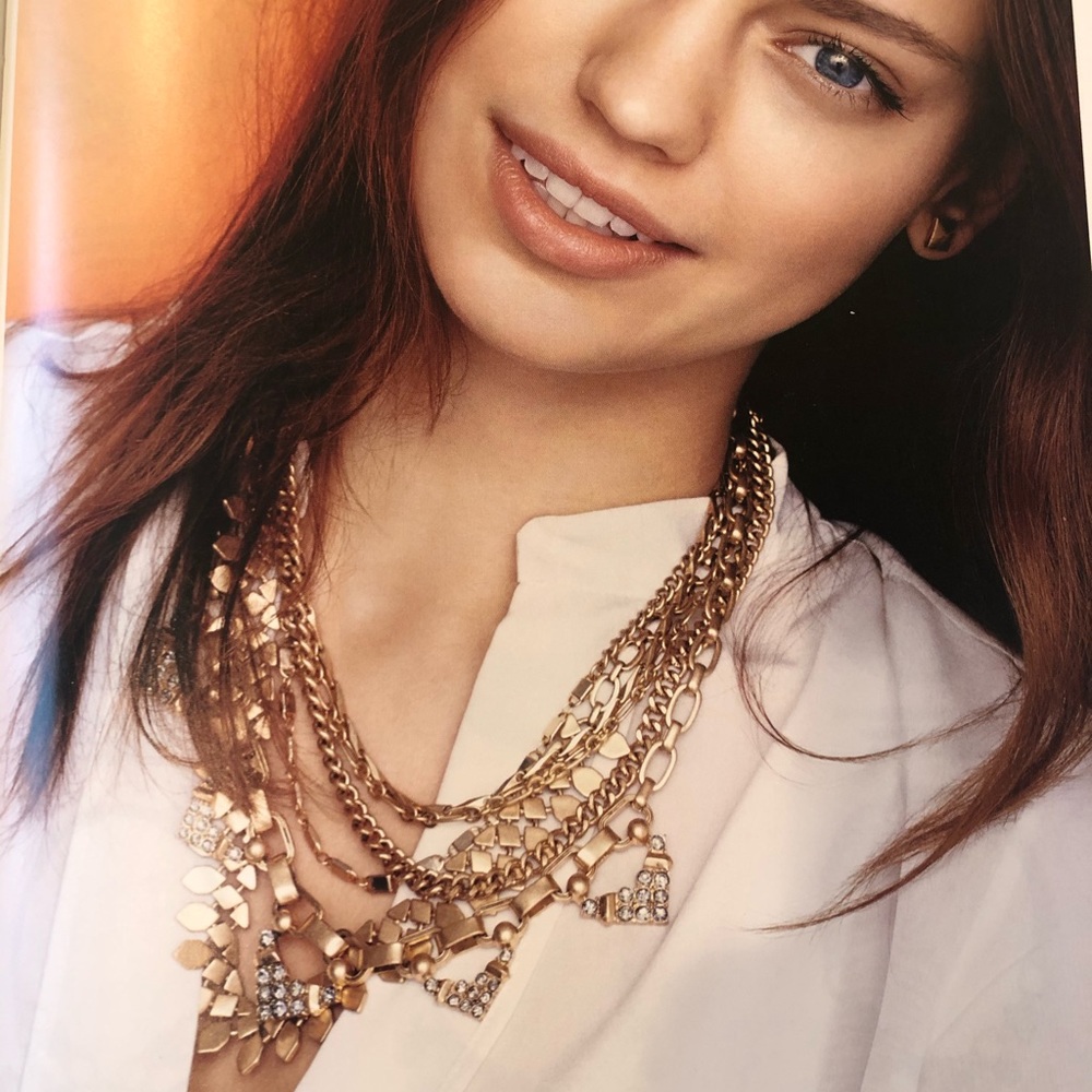 Stella & Dot Sutton Necklace Gold